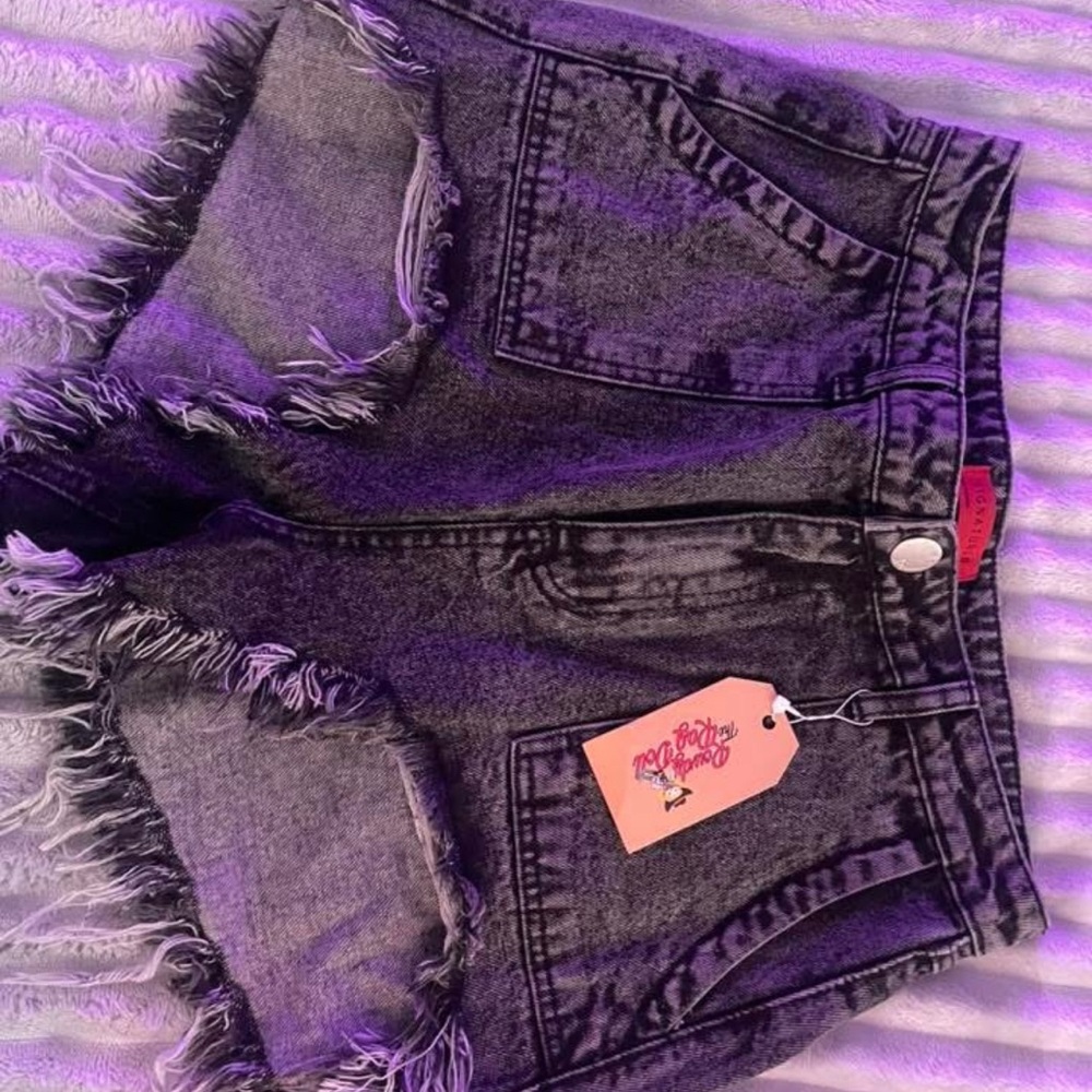 Stylish Gray Denim Women Shorts